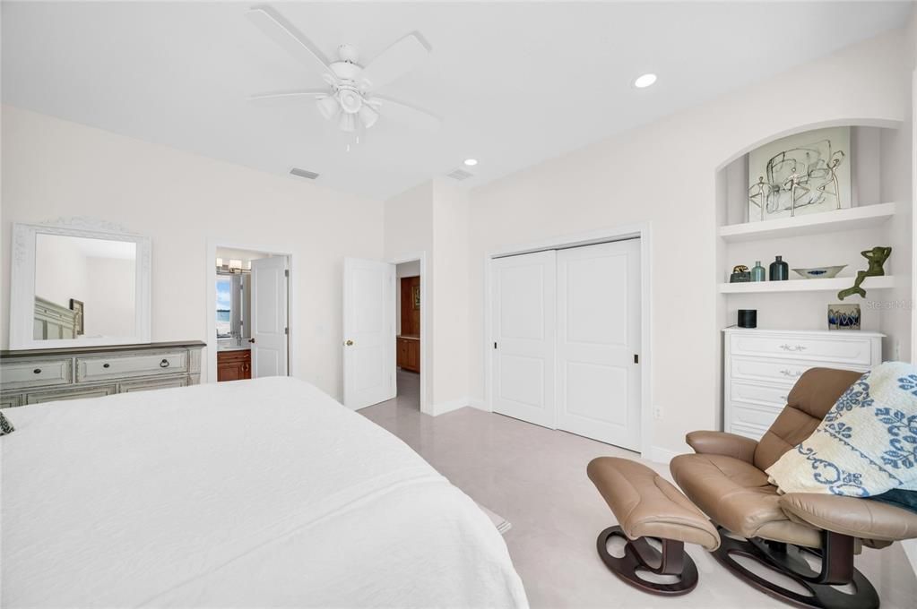 En Venta: $5,495,000 (4 camas, 5 baños, 6431 Pies cuadrados)
