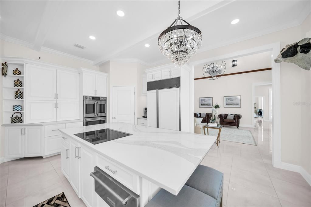 En Venta: $5,495,000 (4 camas, 5 baños, 6431 Pies cuadrados)