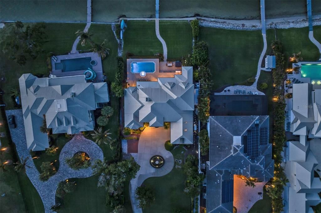 En Venta: $5,495,000 (4 camas, 5 baños, 6431 Pies cuadrados)