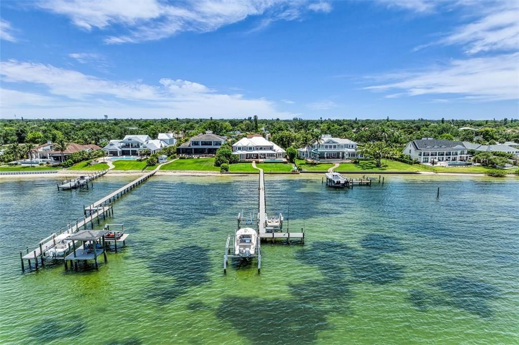 En Venta: $5,495,000 (4 camas, 5 baños, 6431 Pies cuadrados)
