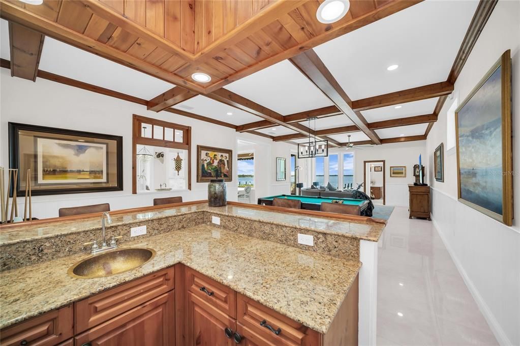 En Venta: $5,495,000 (4 camas, 5 baños, 6431 Pies cuadrados)