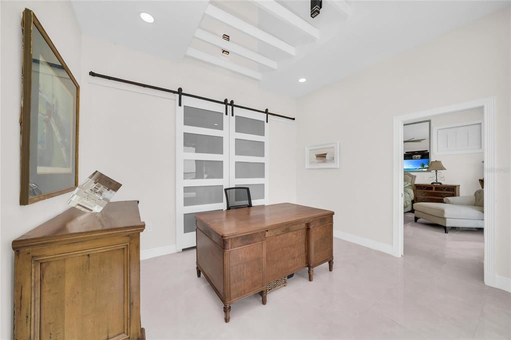 En Venta: $5,495,000 (4 camas, 5 baños, 6431 Pies cuadrados)