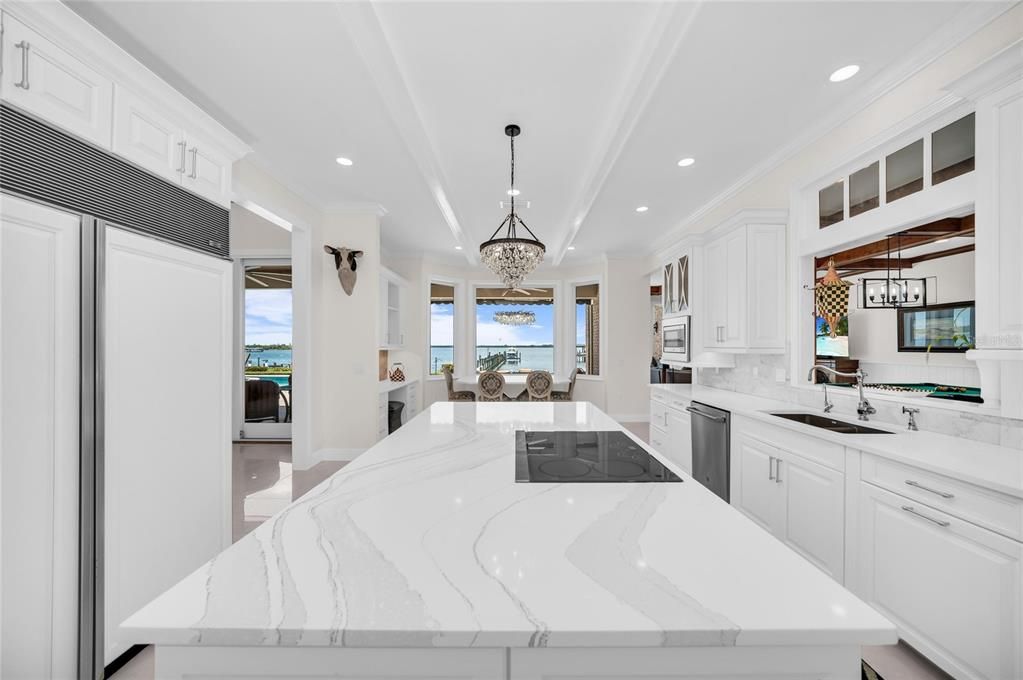En Venta: $5,495,000 (4 camas, 5 baños, 6431 Pies cuadrados)