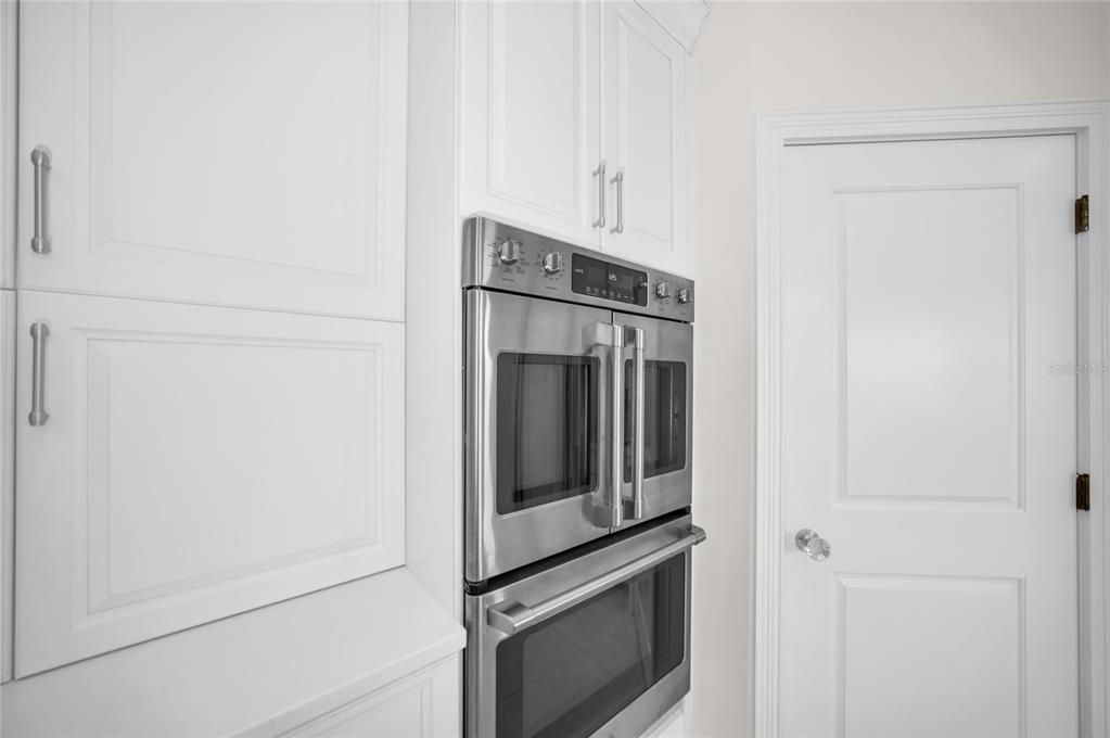 En Venta: $5,495,000 (4 camas, 5 baños, 6431 Pies cuadrados)