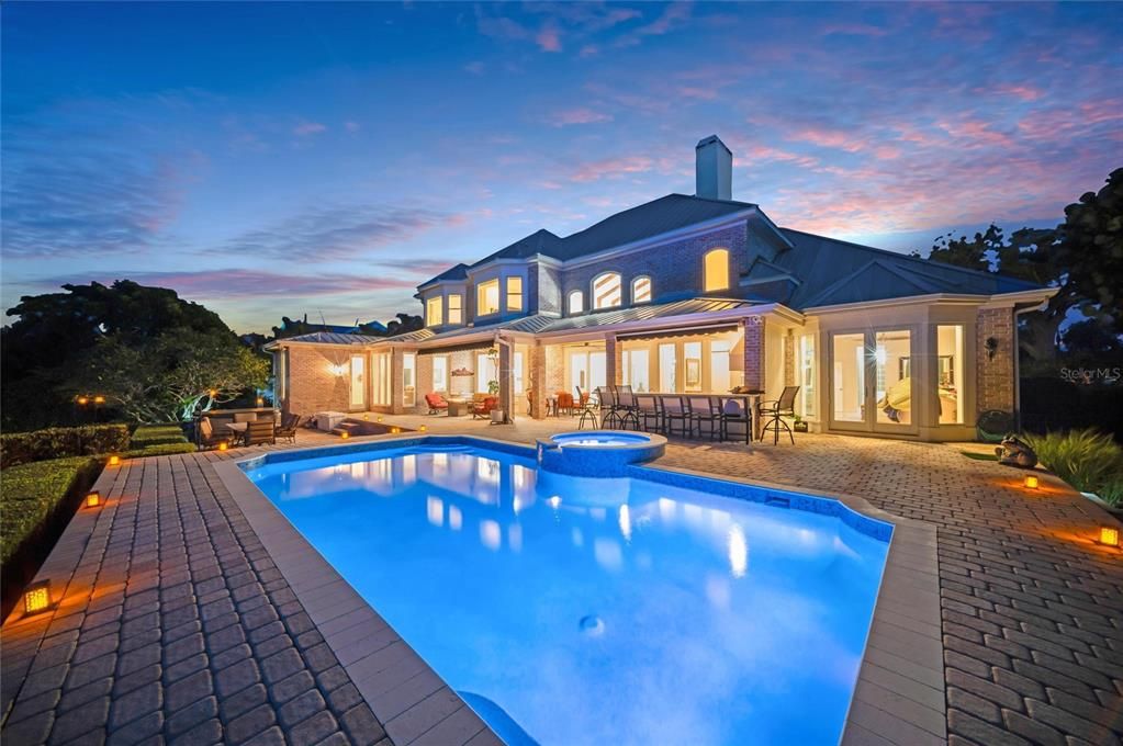 En Venta: $5,495,000 (4 camas, 5 baños, 6431 Pies cuadrados)