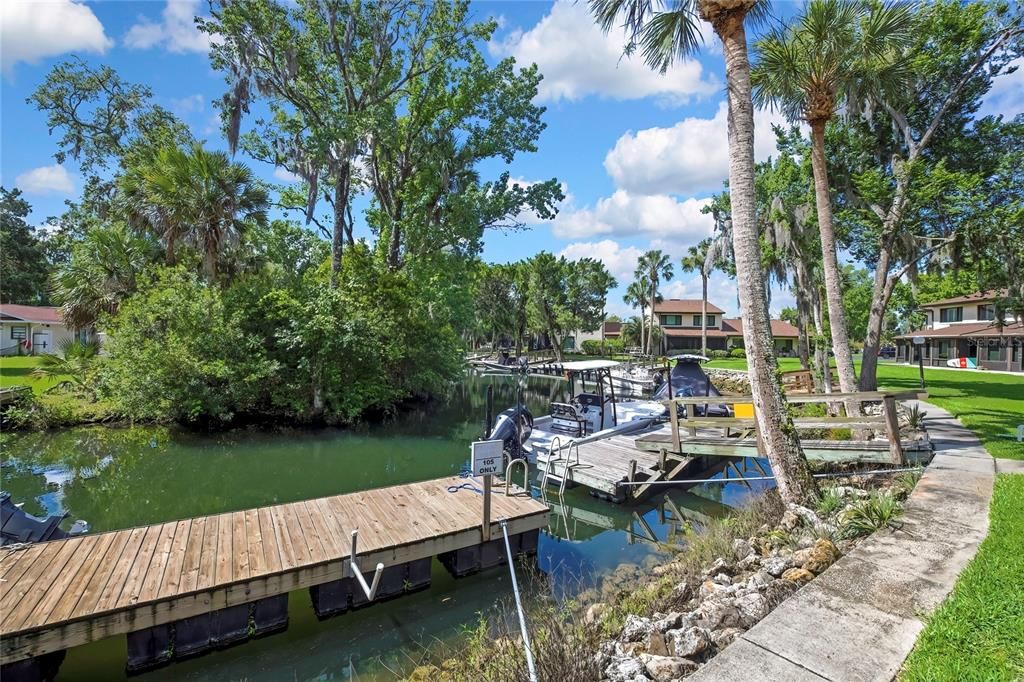 For Sale: $349,900 (2 beds, 2 baths, 1248 Square Feet)