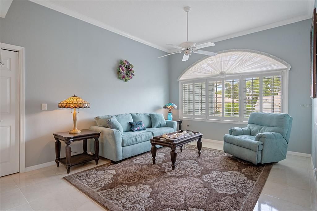 For Sale: $399,900 (3 beds, 2 baths, 2335 Square Feet)