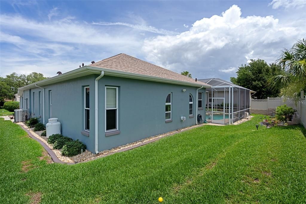 For Sale: $399,900 (3 beds, 2 baths, 2335 Square Feet)