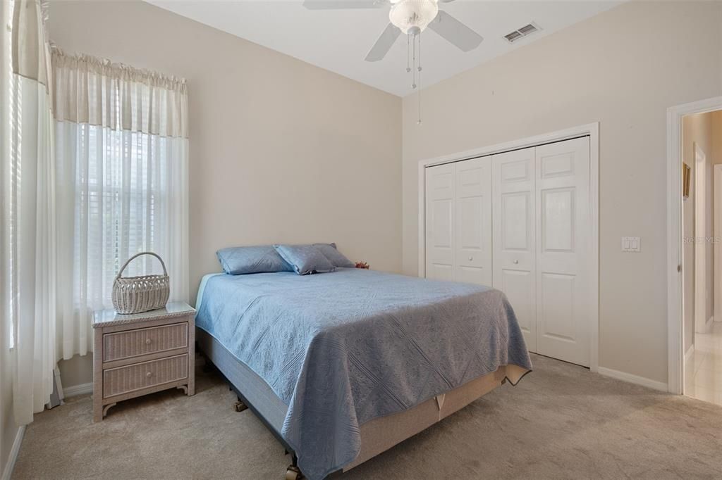 For Sale: $399,900 (3 beds, 2 baths, 2335 Square Feet)