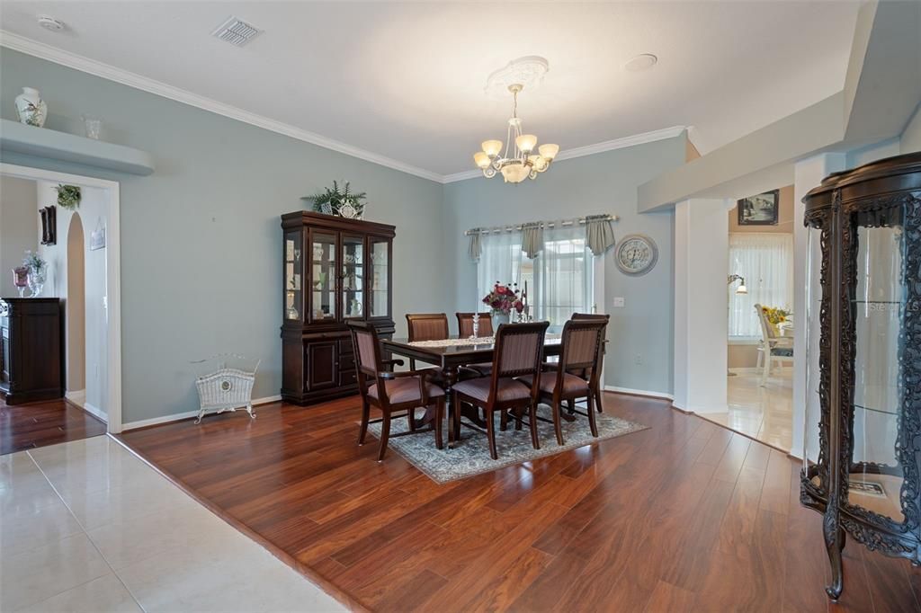 For Sale: $399,900 (3 beds, 2 baths, 2335 Square Feet)