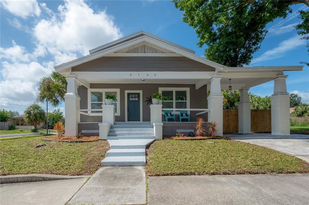 For Sale: $575,000 (3 beds, 3 baths, 2078 Square Feet)