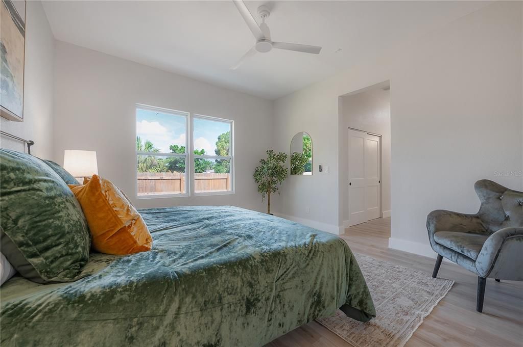 For Sale: $575,000 (3 beds, 3 baths, 2078 Square Feet)