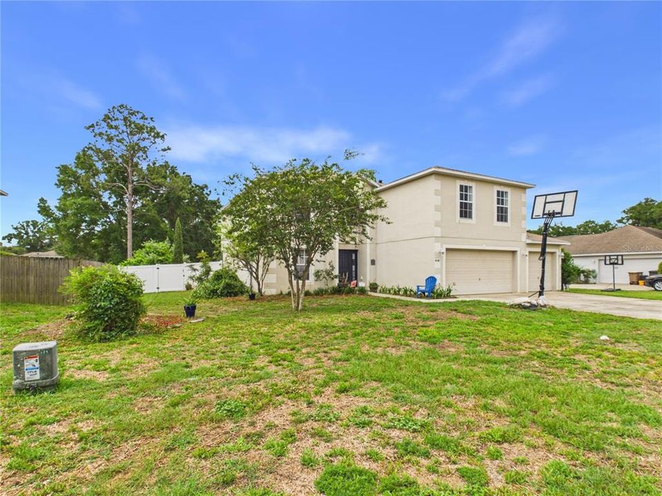 En Venta: $425,000 (4 camas, 2 baños, 2822 Pies cuadrados)
