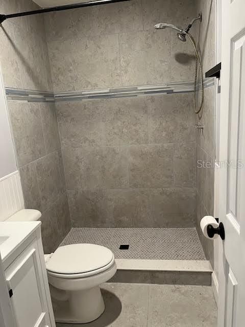 На продажу: $189,900 (2 спален, 2 ванн, 1077 Квадратных фут)