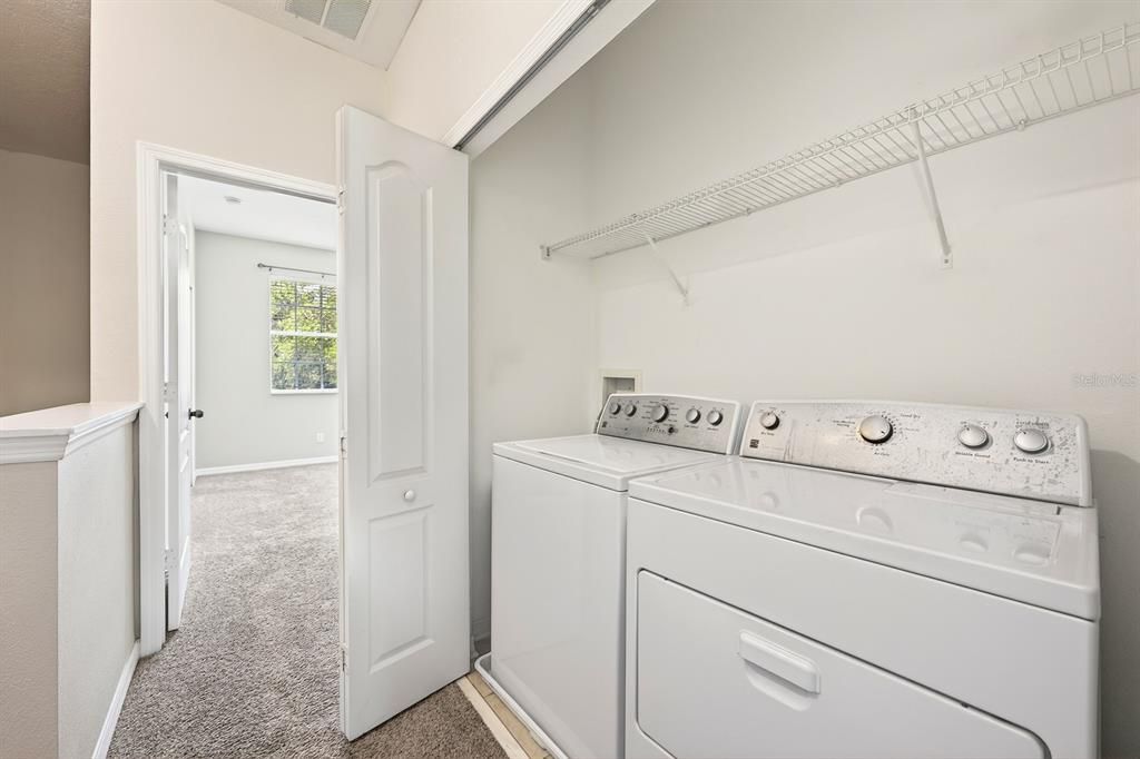 Active With Contract: $237,000 (2 beds, 2 baths, 1071 Square Feet)