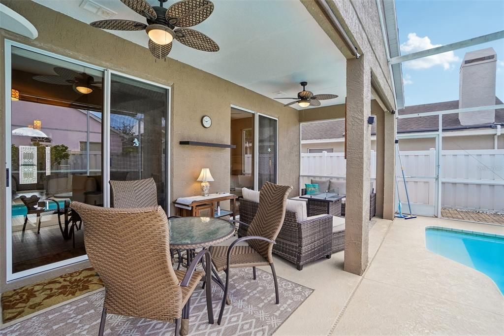 For Sale: $525,000 (4 beds, 2 baths, 1955 Square Feet)