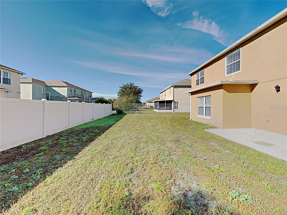 For Sale: $325,000 (4 beds, 3 baths, 2847 Square Feet)