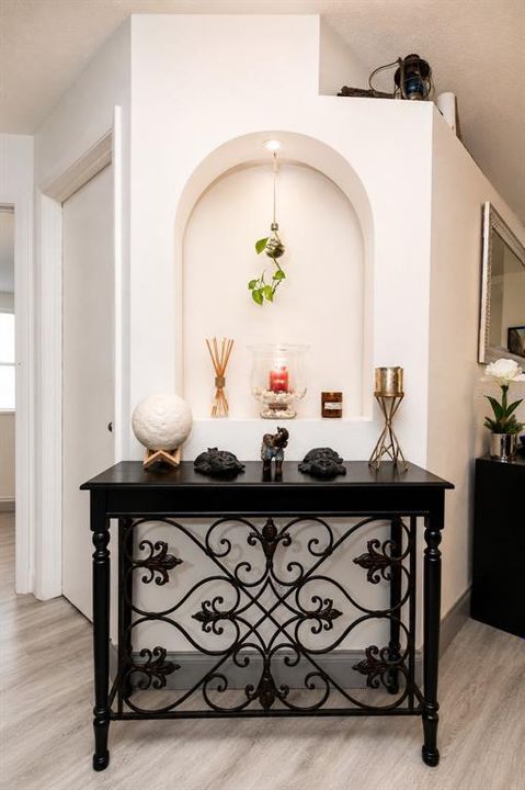 For Sale: $399,900 (3 beds, 2 baths, 1295 Square Feet)