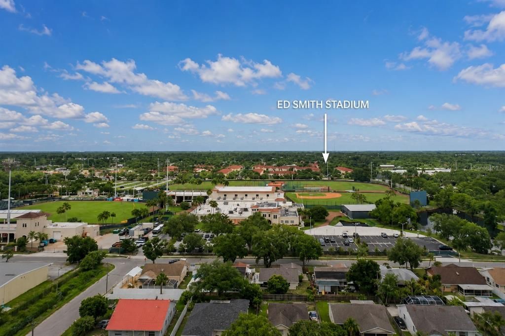 For Sale: $399,900 (3 beds, 2 baths, 1295 Square Feet)
