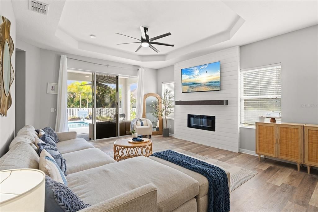 For Sale: $559,000 (3 beds, 2 baths, 1859 Square Feet)