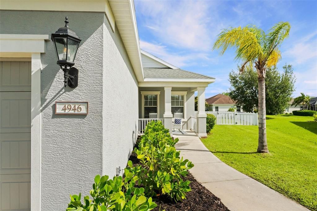 For Sale: $559,000 (3 beds, 2 baths, 1859 Square Feet)