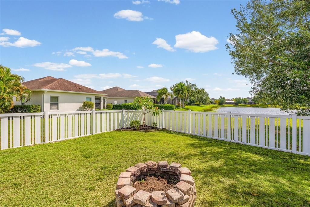 For Sale: $559,000 (3 beds, 2 baths, 1859 Square Feet)