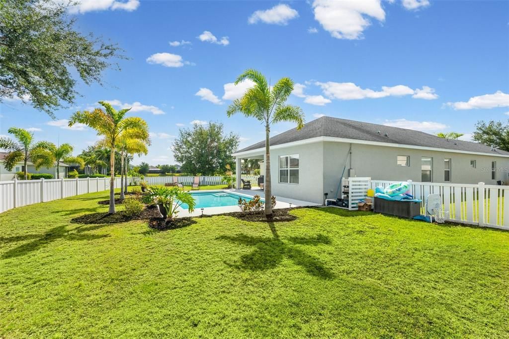 For Sale: $559,000 (3 beds, 2 baths, 1859 Square Feet)