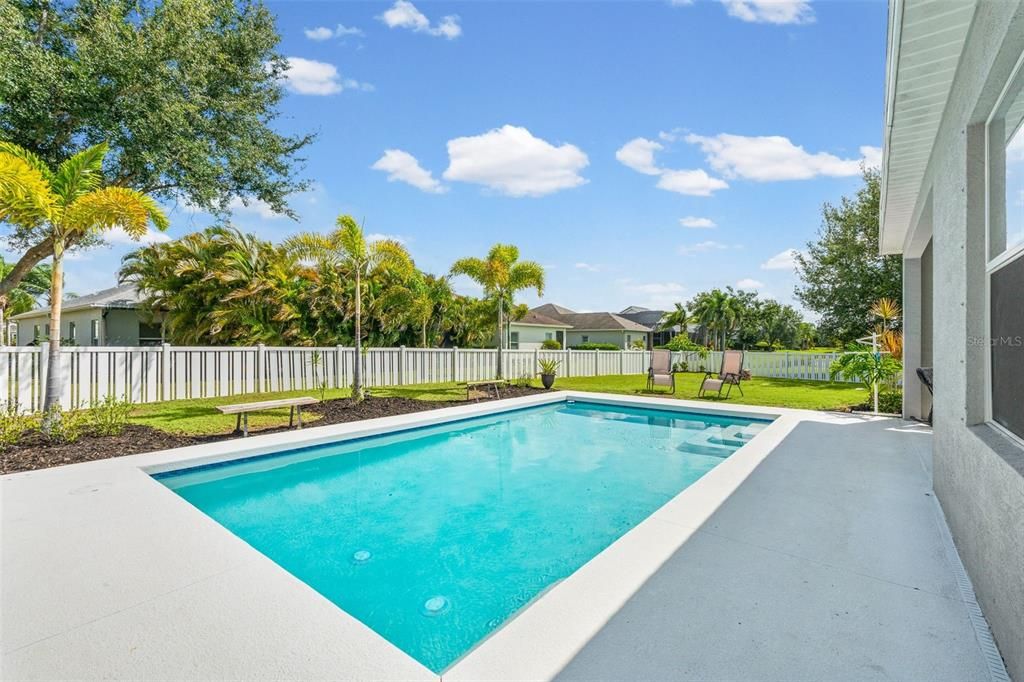 For Sale: $559,000 (3 beds, 2 baths, 1859 Square Feet)