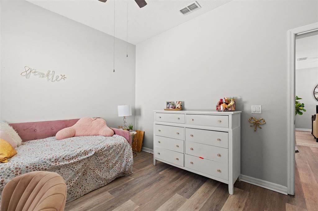 For Sale: $559,000 (3 beds, 2 baths, 1859 Square Feet)