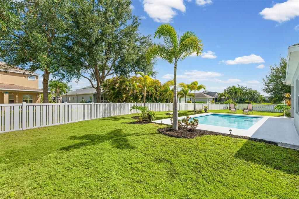 For Sale: $559,000 (3 beds, 2 baths, 1859 Square Feet)