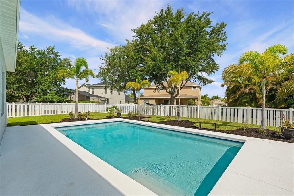For Sale: $559,000 (3 beds, 2 baths, 1859 Square Feet)