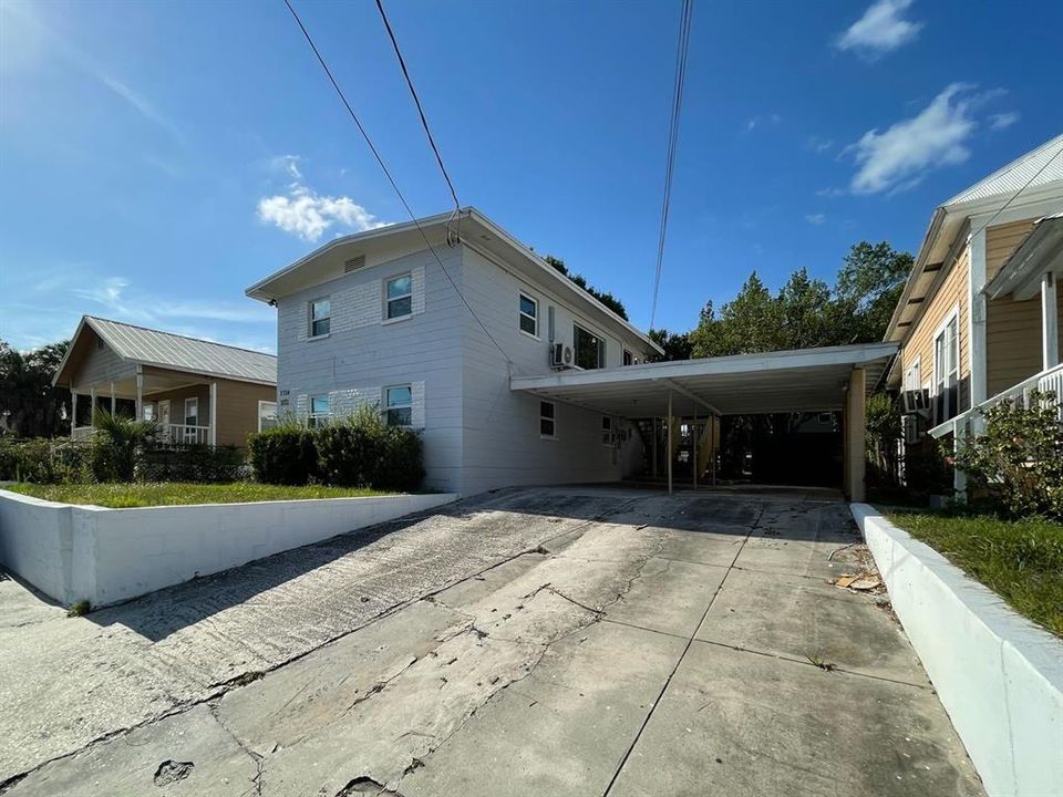 For Rent: $1,250 (1 beds, 1 baths, 385 Square Feet)