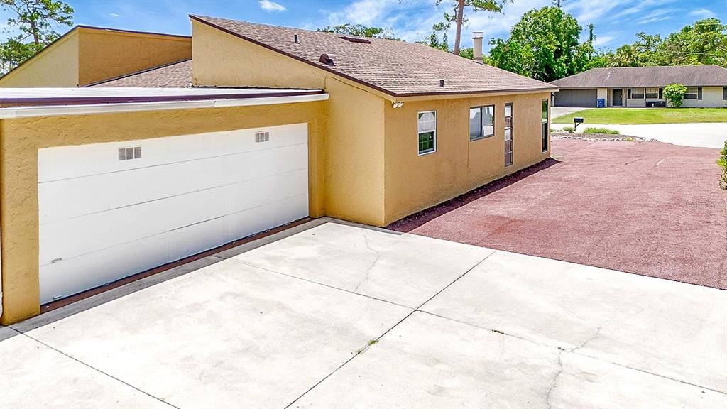 For Sale: $595,000 (4 beds, 2 baths, 2031 Square Feet)