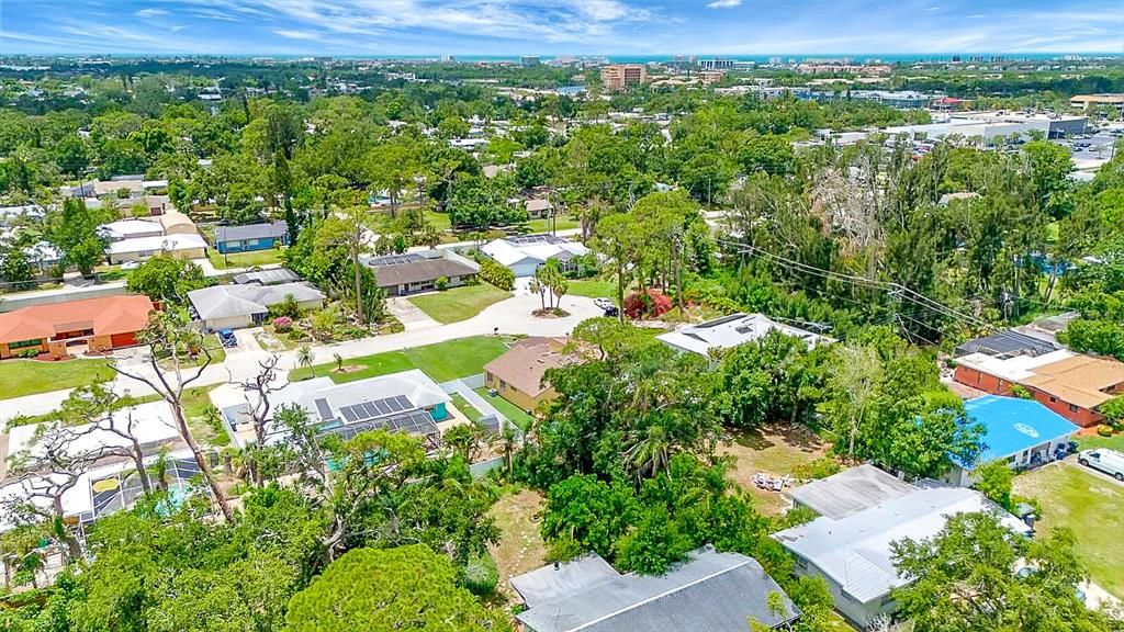 For Sale: $595,000 (4 beds, 2 baths, 2031 Square Feet)