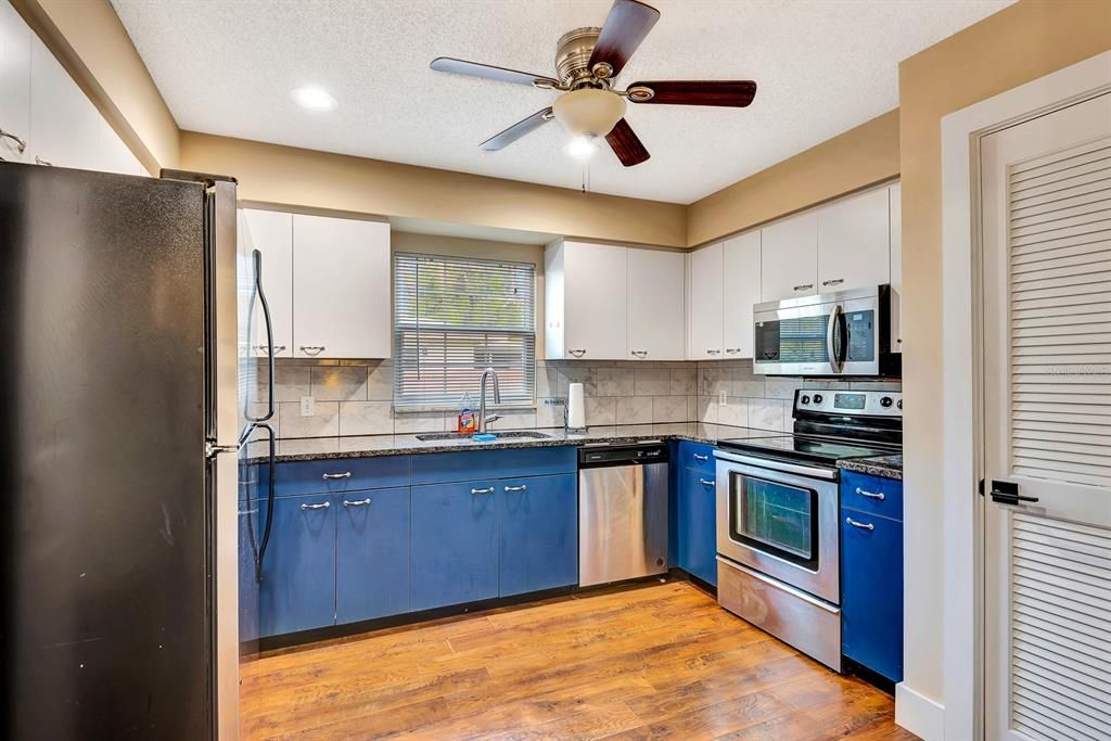 For Sale: $595,000 (4 beds, 2 baths, 2031 Square Feet)