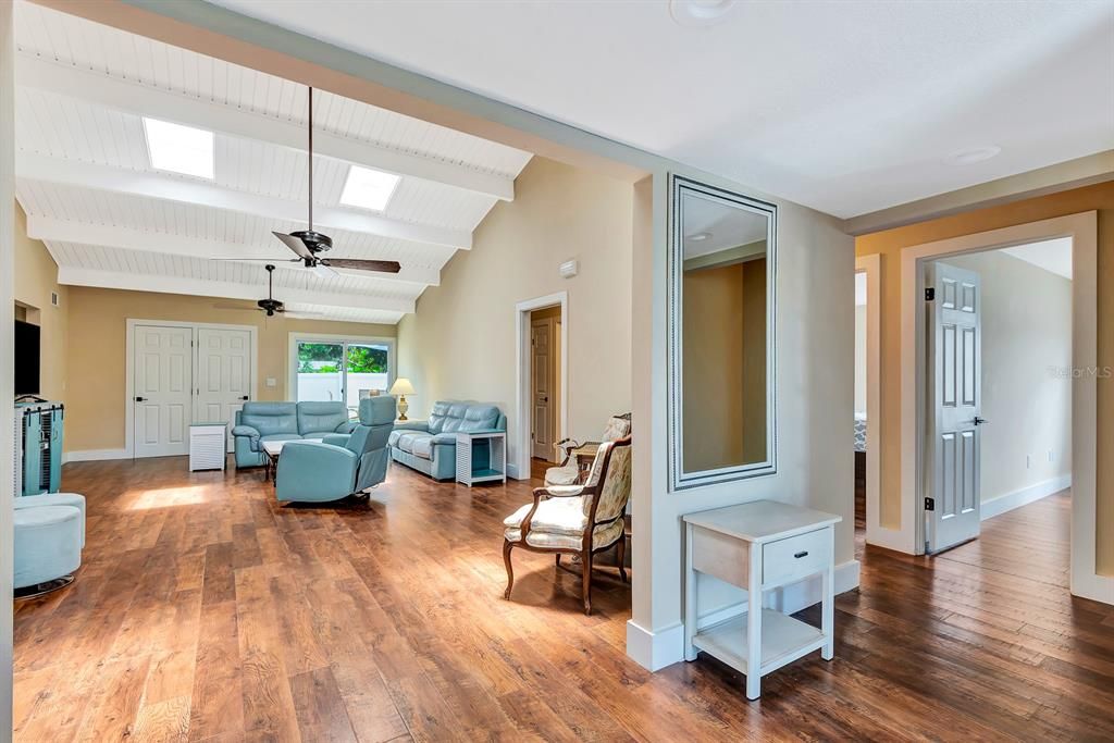 For Sale: $595,000 (4 beds, 2 baths, 2031 Square Feet)