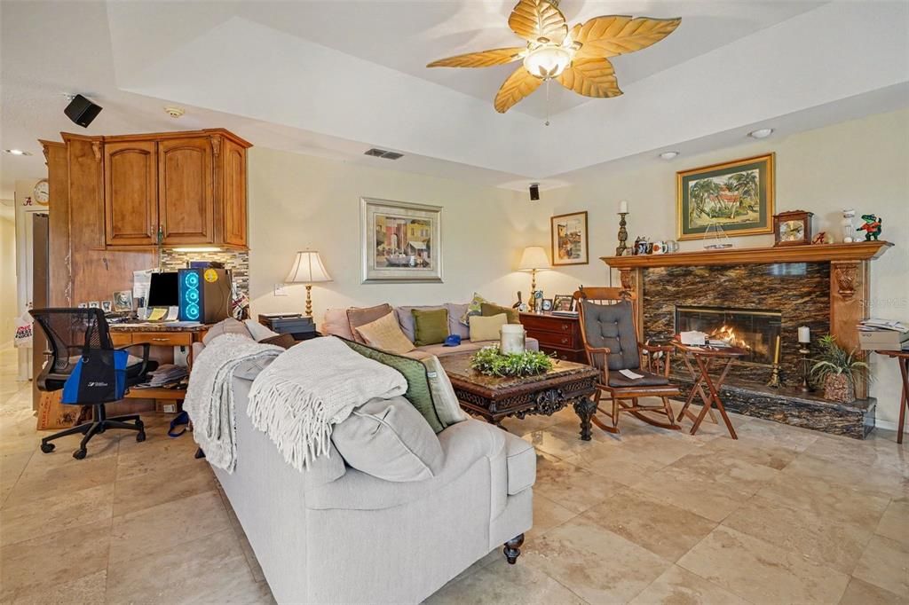 For Sale: $535,000 (4 beds, 3 baths, 2640 Square Feet)