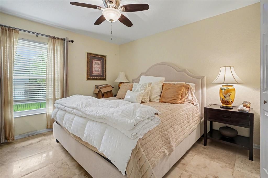 For Sale: $535,000 (4 beds, 3 baths, 2640 Square Feet)