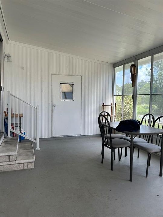 For Rent: $1,500 (2 beds, 2 baths, 1104 Square Feet)