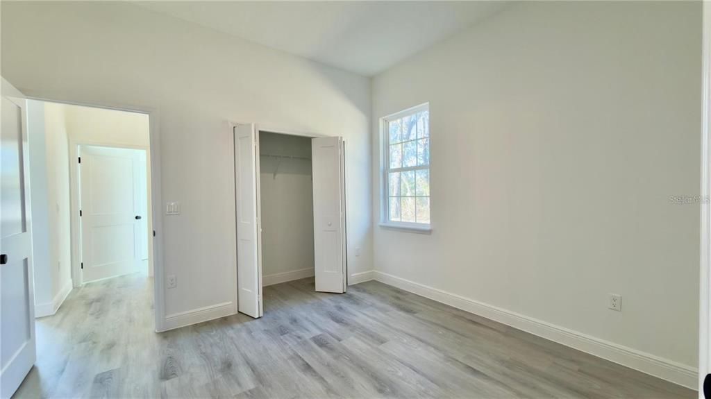 For Rent: $2,600 (3 beds, 3 baths, 1896 Square Feet)