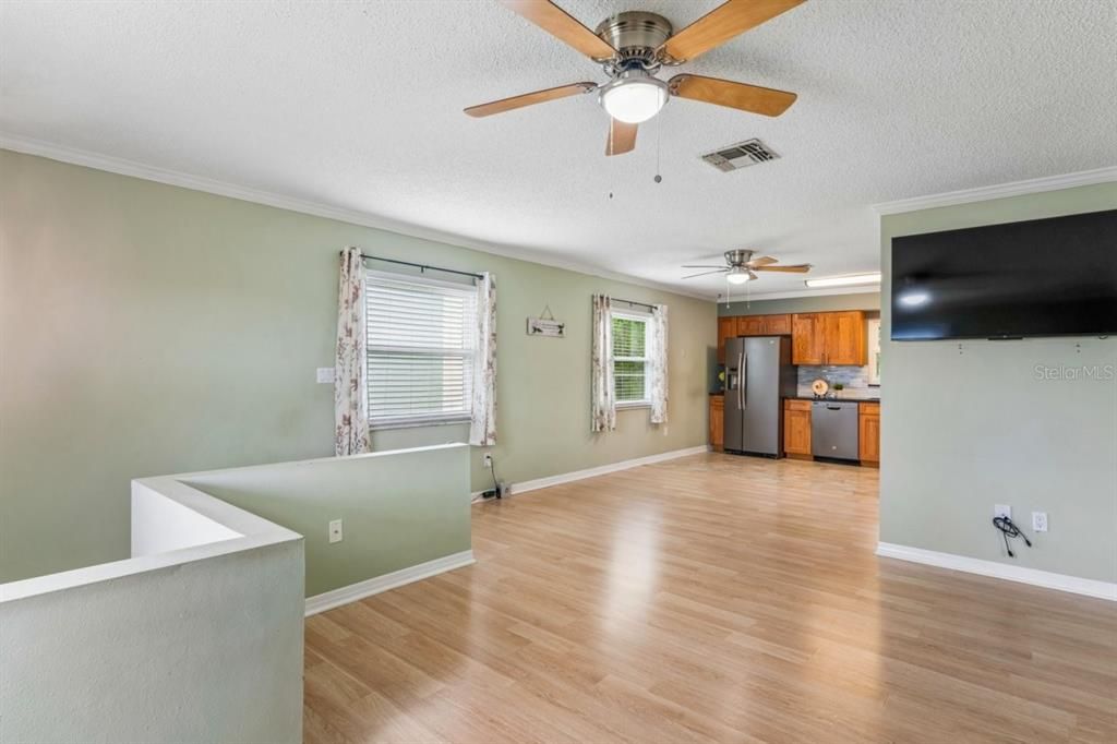 For Sale: $189,000 (2 beds, 2 baths, 1796 Square Feet)