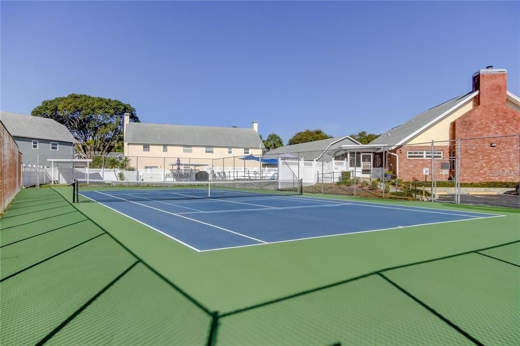For Sale: $189,000 (2 beds, 2 baths, 1796 Square Feet)