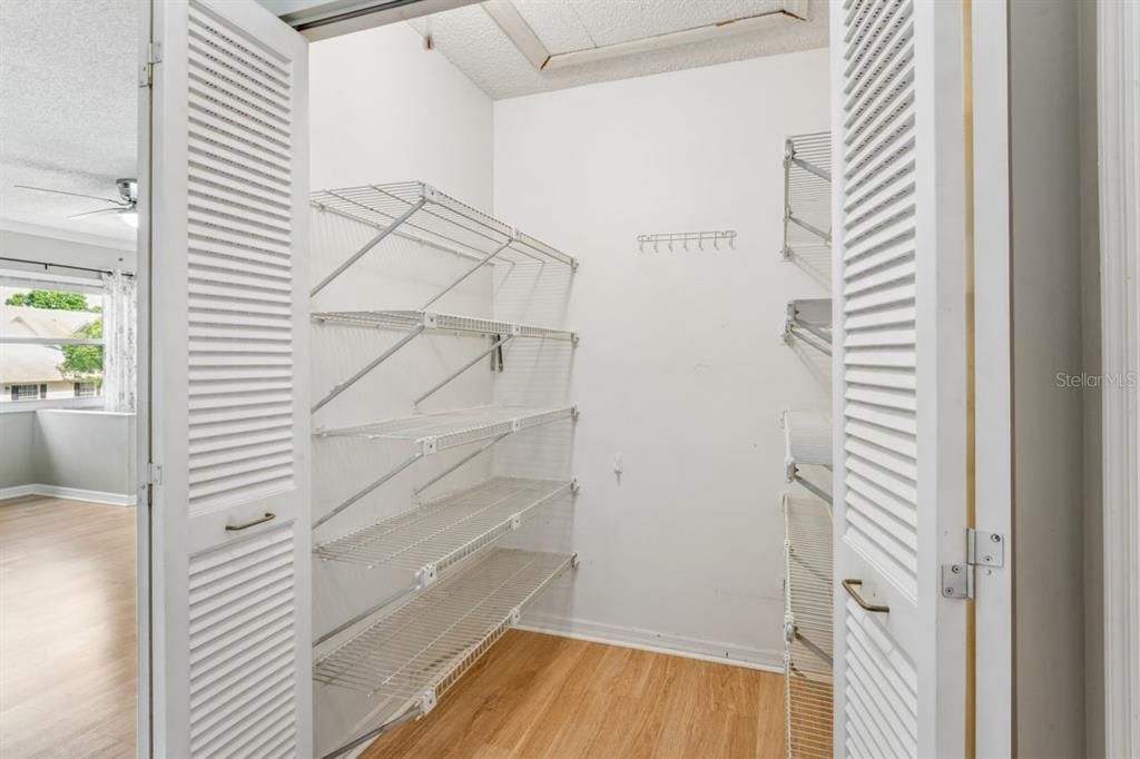 For Sale: $189,000 (2 beds, 2 baths, 1796 Square Feet)