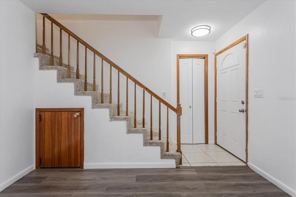 For Rent: $1,390 (2 beds, 2 baths, 1243 Square Feet)
