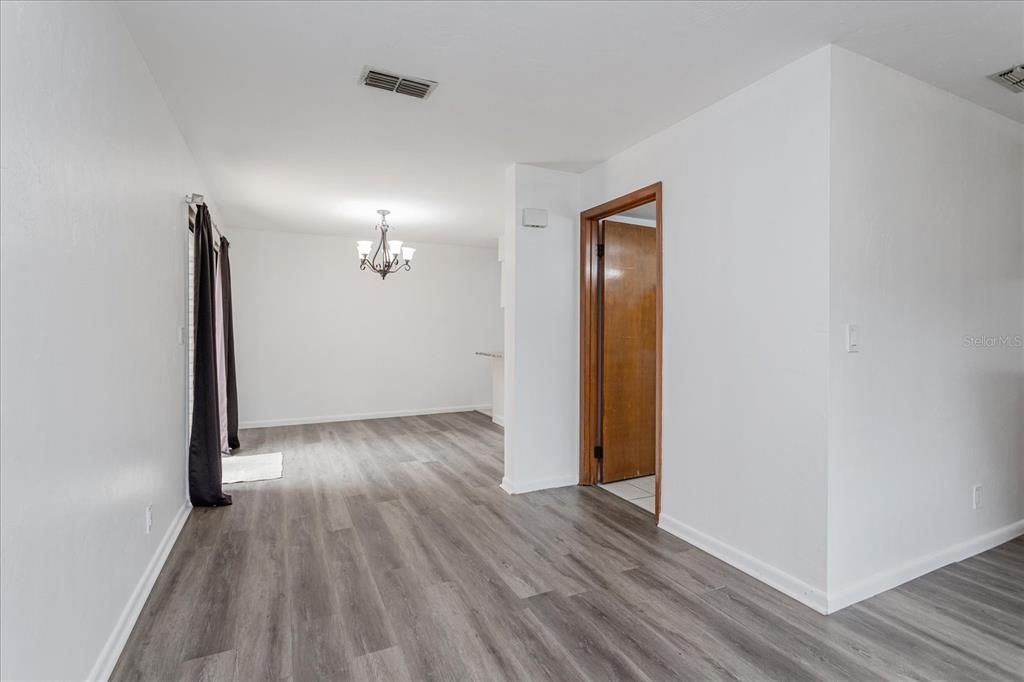 For Rent: $1,390 (2 beds, 2 baths, 1243 Square Feet)