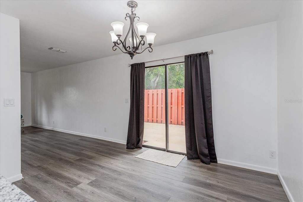 For Rent: $1,390 (2 beds, 2 baths, 1243 Square Feet)