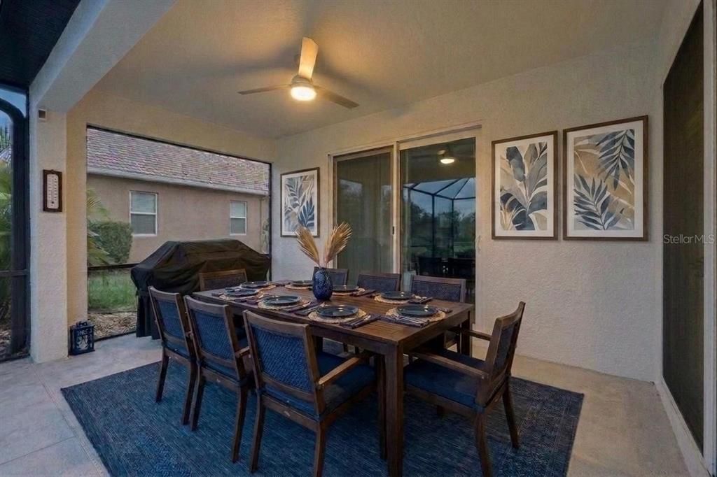 Active With Contract: $890,000 (4 beds, 3 baths, 2402 Square Feet)