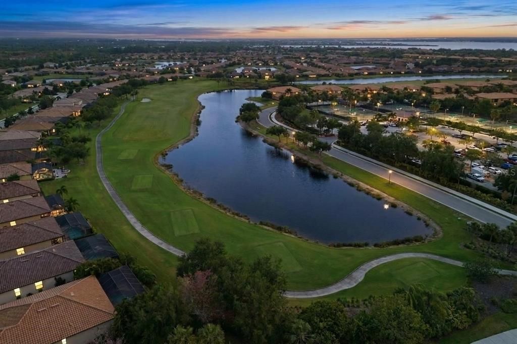 Active With Contract: $890,000 (4 beds, 3 baths, 2402 Square Feet)