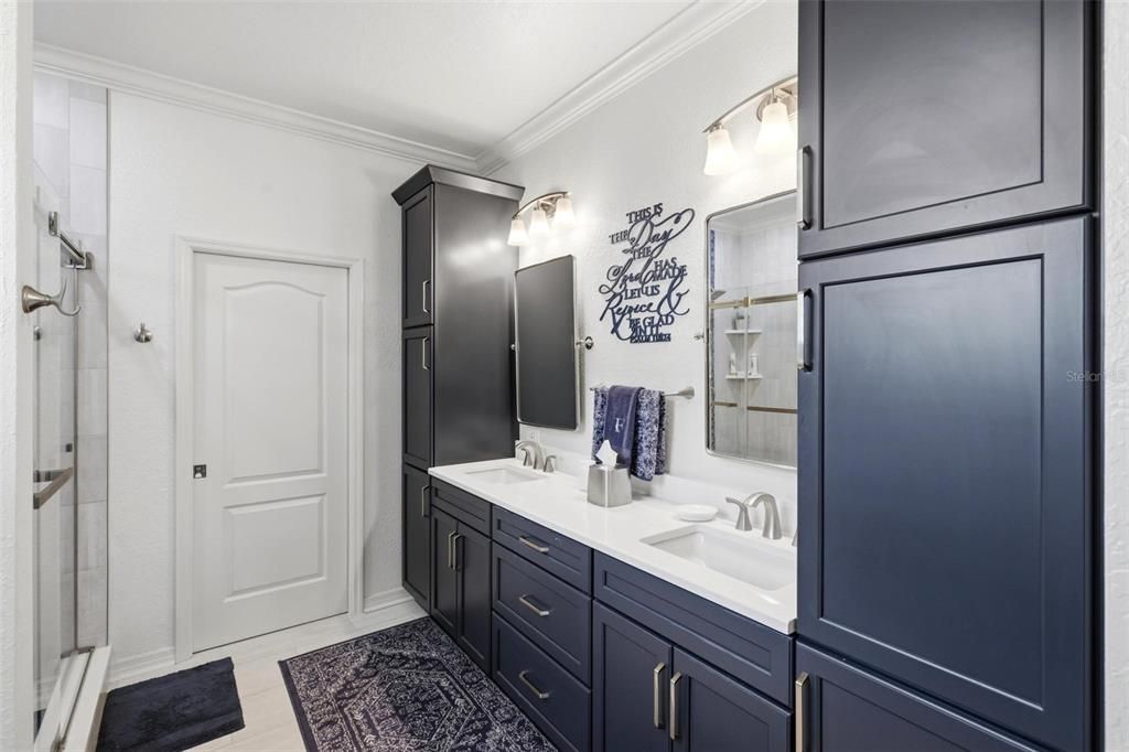 Active With Contract: $890,000 (4 beds, 3 baths, 2402 Square Feet)