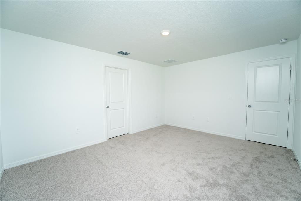 For Rent: $1,950 (3 beds, 2 baths, 1429 Square Feet)